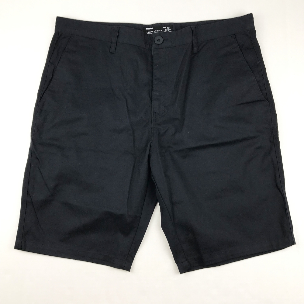 Public Opinion Men's Flat Front Black Shor…